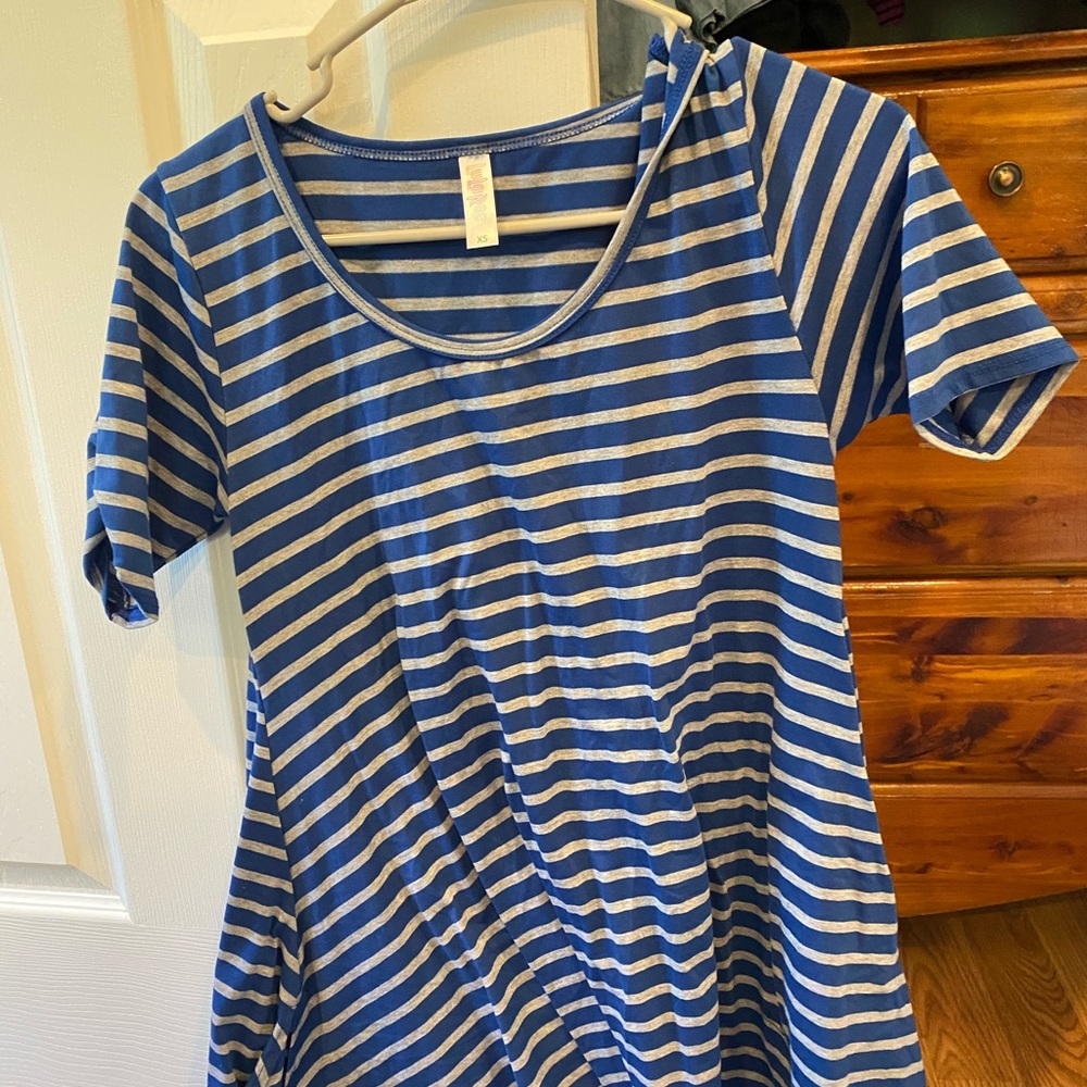 Lularoe top